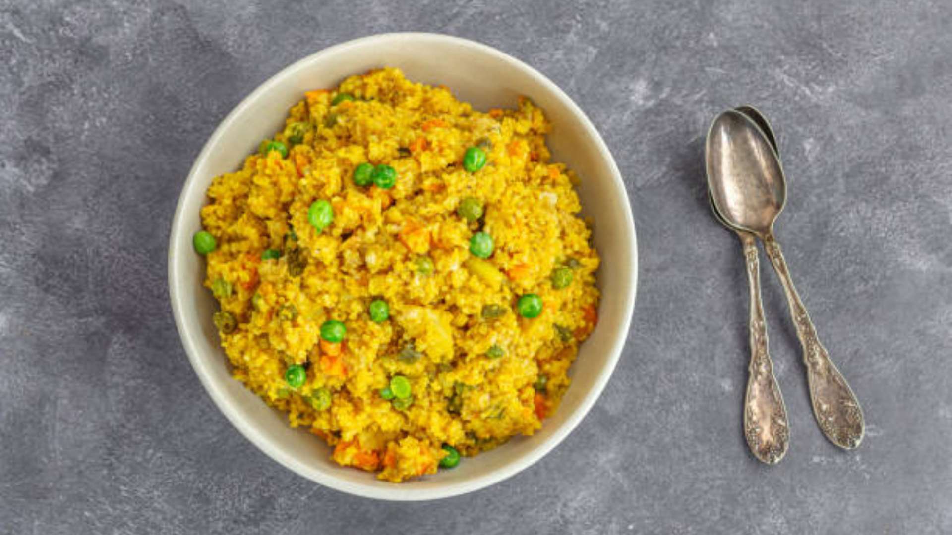 Golden Cauliflower Rice with Turmeric – A Flavorful Twist