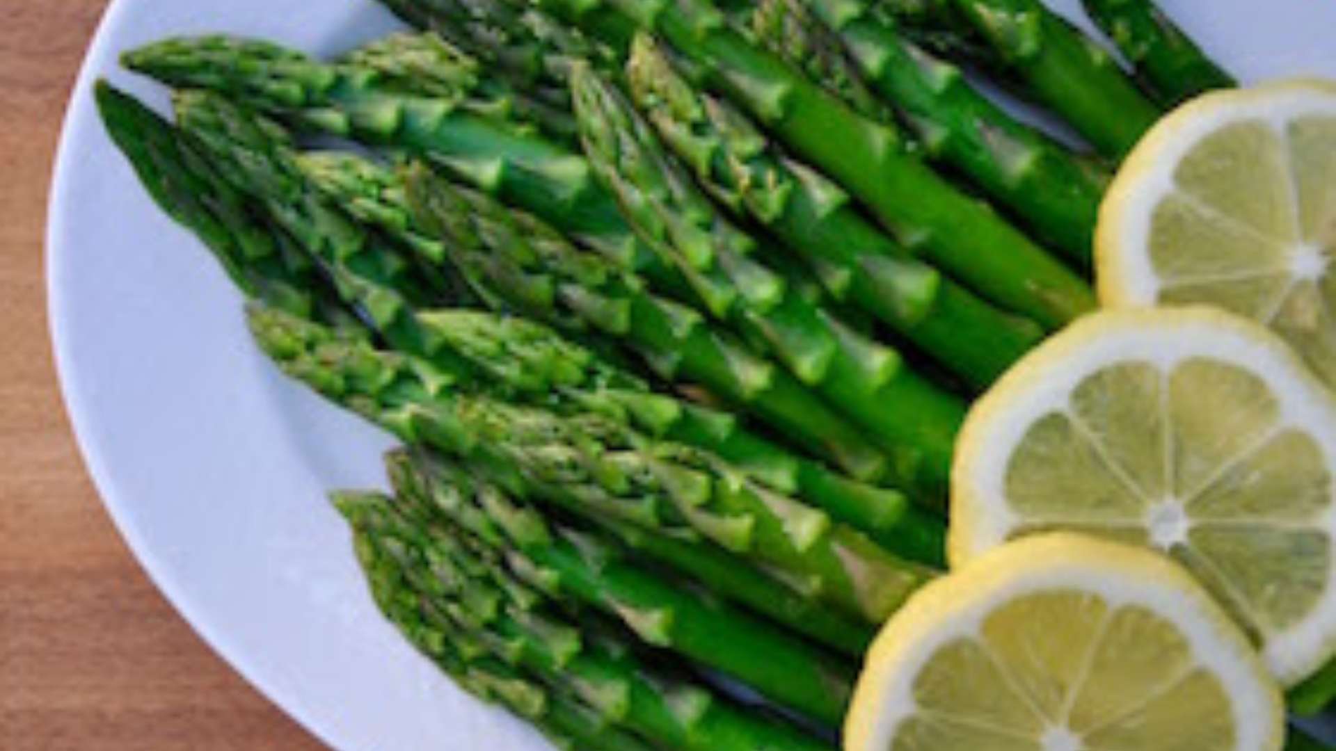 Zesty lemon blanched asparagus with a crunchy, tender texture.