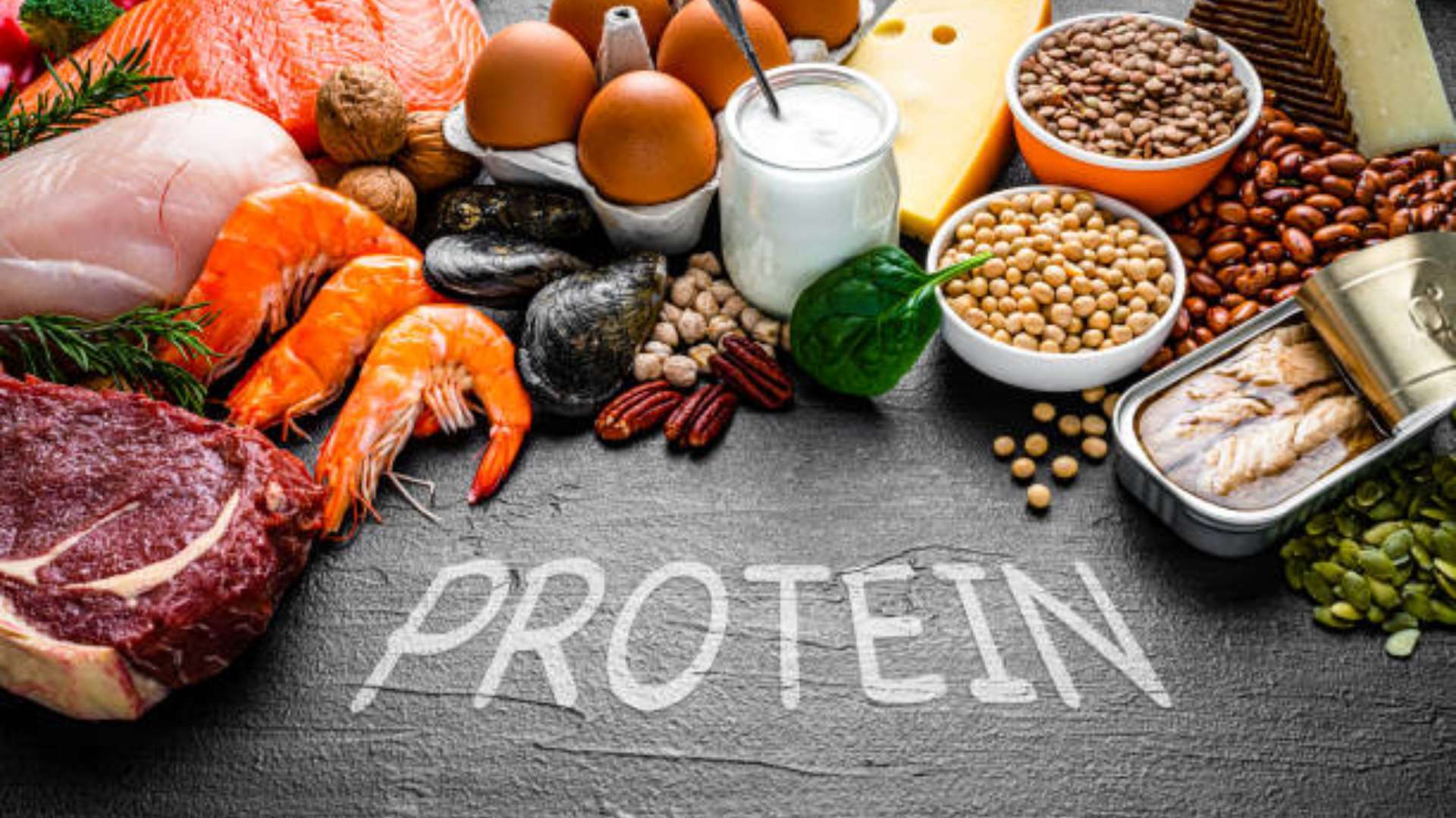 Protein-rich meal for fat loss and muscle building.