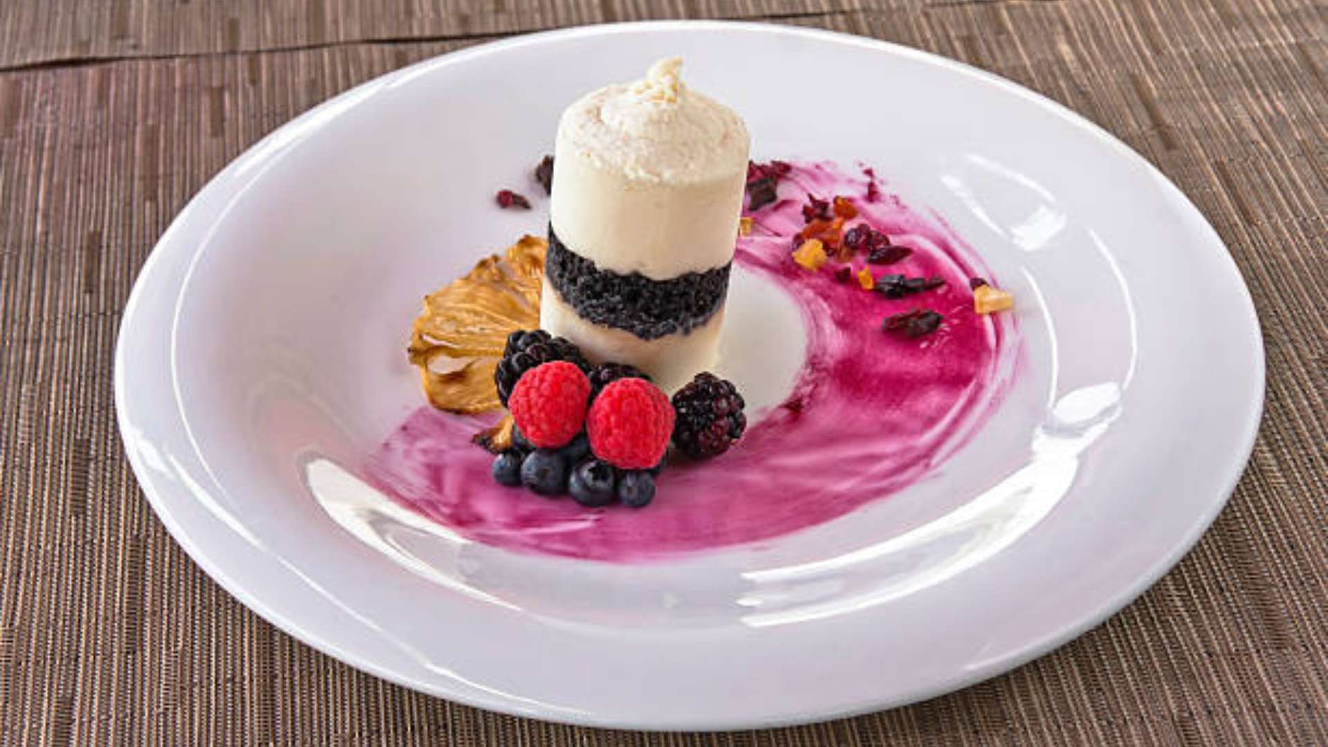 San Diego Personal Trainer holding a creamy protein shake and protein pudding as healthy dessert swaps.